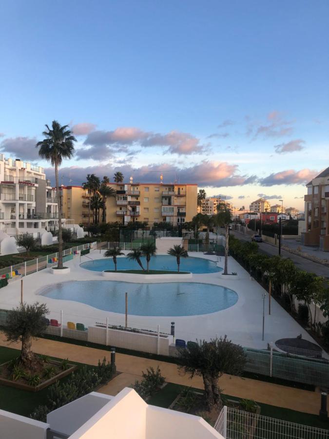 Sunny Apartment In Denia With Outdoor Swimming Pool And Garage Parking Place Included, 300M From The Sandy Beach Екстер'єр фото