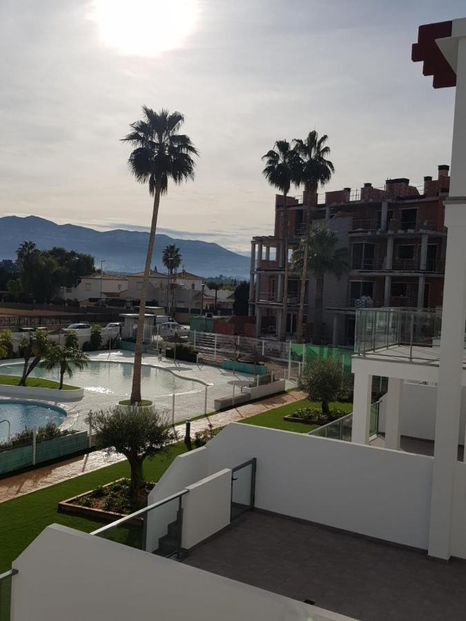 Sunny Apartment In Denia With Outdoor Swimming Pool And Garage Parking Place Included, 300M From The Sandy Beach Екстер'єр фото