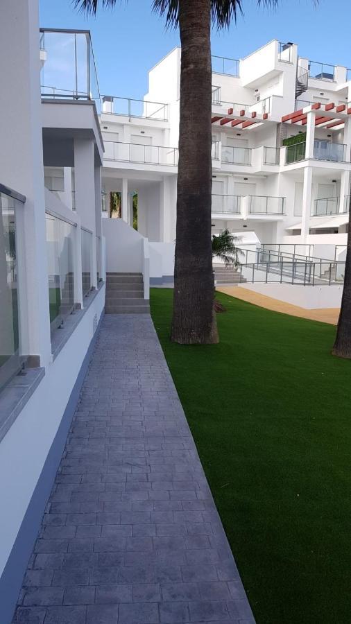 Sunny Apartment In Denia With Outdoor Swimming Pool And Garage Parking Place Included, 300M From The Sandy Beach Екстер'єр фото